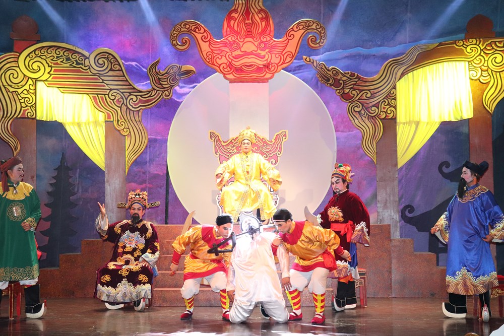 Nhà hát Tuồng Nguyễn Hiển Dĩnh báo cáo tổng duyệt vở diễn “Còn mãi với non sông” - ảnh 1