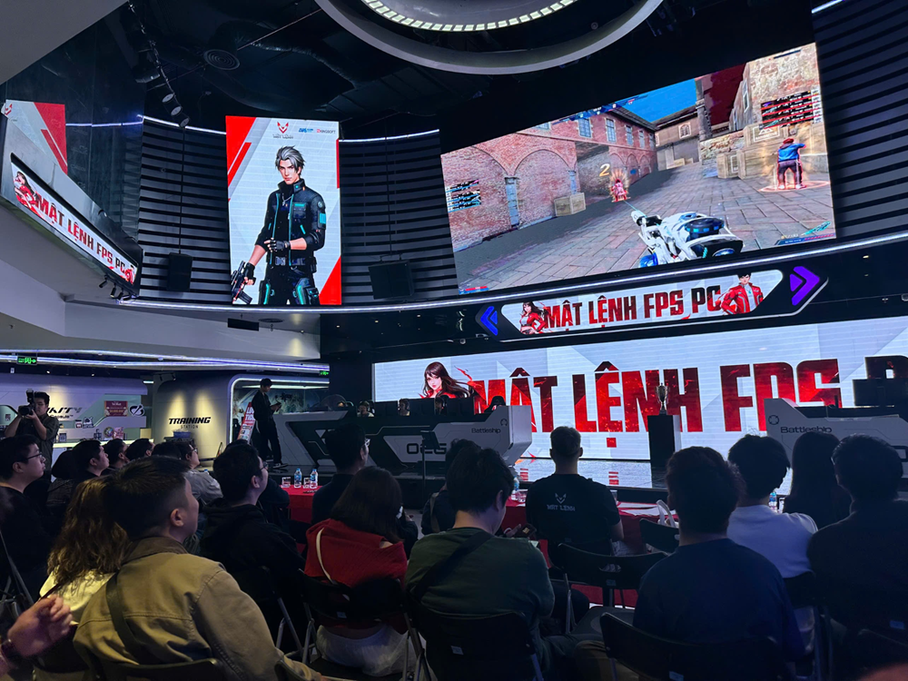 Game “Mật Lệnh” đổ bộ: Cộng đồng FPS chật kín khán phòng, Rambo xuất hiện là bùng nổ! - ảnh 4