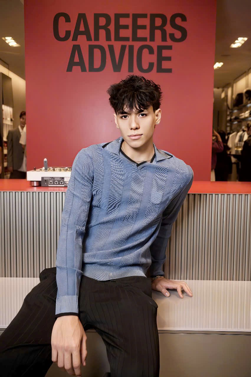 Vương Bình “khuấy động” sự kiện HUGO, chính thức mở màn chiến dịch “Red Means GO” tại Việt Nam - ảnh 6