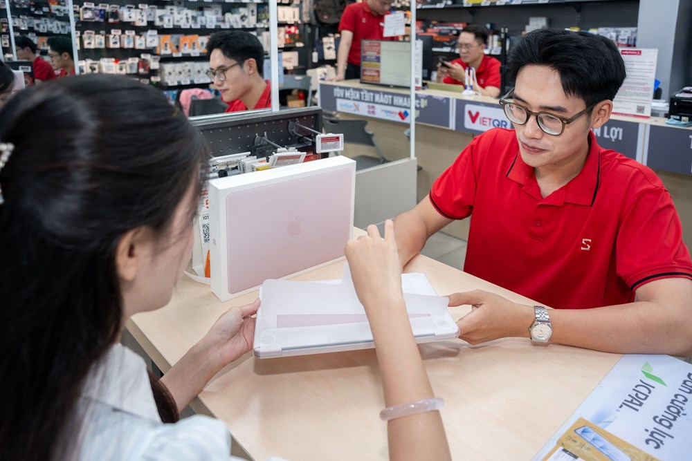 MacBook Neo lên kệ CellphoneS, giá từ 16 triệu dành cho học sinh - sinh viên - ảnh 1