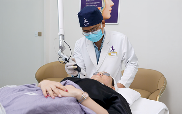 Triple Treatment – Điều trị sẹo rỗ công nghệ hàng đầu Âu Mỹ tại LG Clinic - ảnh 1