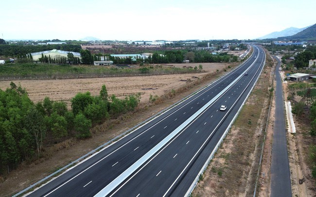 Cao tốc kết nối TP.HCM - Vũng Tàu khai thác, mở vận hội mới cho phố biển - ảnh 1