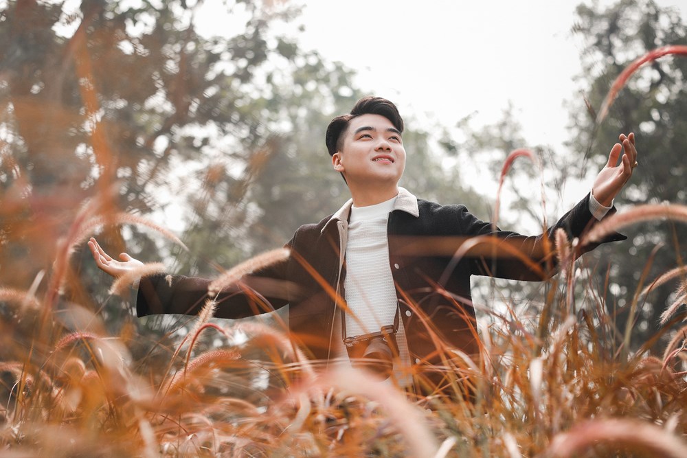 Á quân Giọng hát hay Hà Nội 2024 Đinh Xuân Đạt ra MV đầu tay "Hoàn Kiếm" - ảnh 3