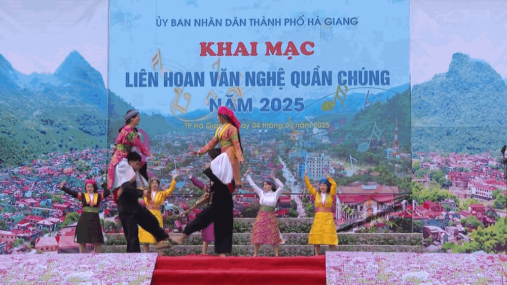 Ngày hội Văn hóa các dân tộc thành phố Hà Giang 2025 - ảnh 2