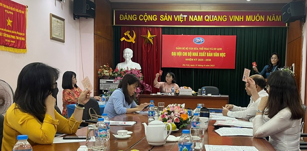 Nhà xuất bản Văn học tiếp tục xây dựng nhiều bộ sách có giá trị - ảnh 2