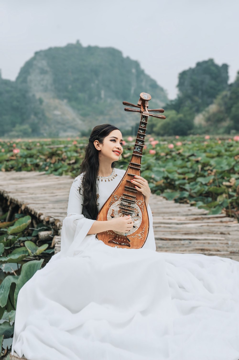 Nghệ sĩ Vũ Diệu Thảo và câu chuyện “làm báo để giữ gìn văn hóa truyền thống” - ảnh 1