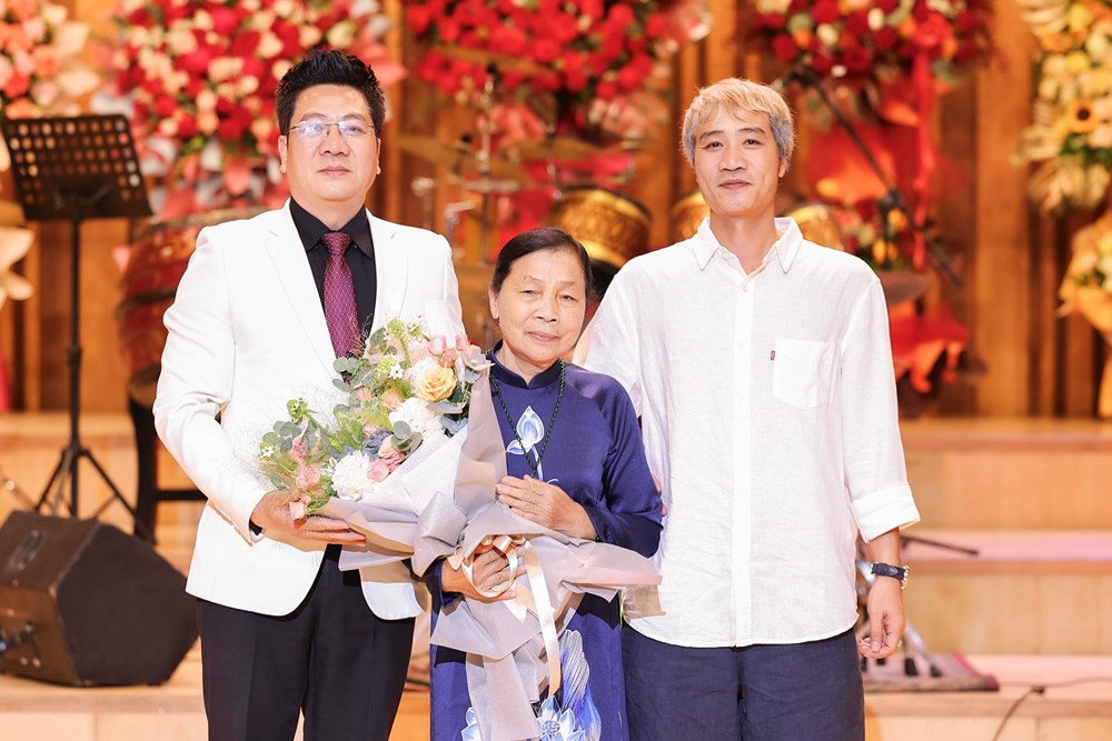 Lễ công bố và trao quyết định công nhận chức vụ Giám đốc Học viện Âm nhạc Quốc gia Việt Nam đối với TS. NSND Đỗ Quốc Hưng - ảnh 4