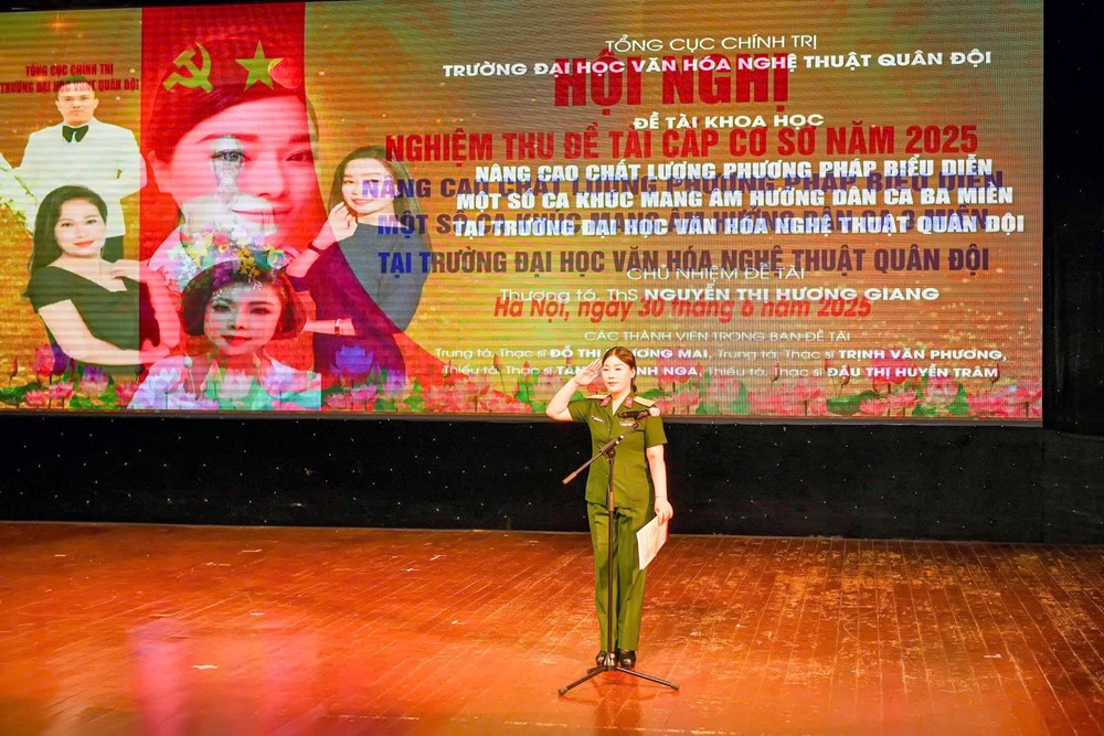 Truyền lửa dân ca ba miền trong giảng dạy nghệ thuật - ảnh 2