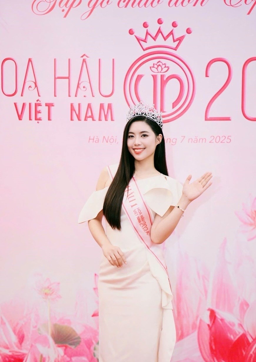 Top 3 “Hoa hậu Việt Nam 2024” và hành trình lan tỏa giá trị nhan sắc và trí tuệ Việt - ảnh 5
