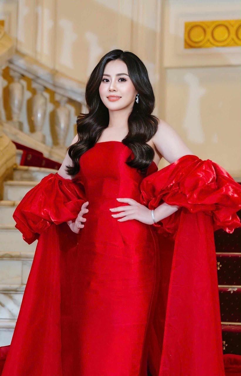 Hé lộ dàn giám khảo “khủng” tại Mrs Earth Vietnam 2025 - ảnh 1