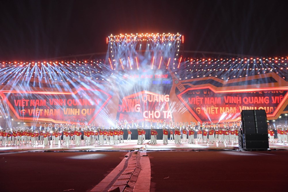 Hơn 2 vạn khán giả mê đắm trong buổi tập luyện concert “80 năm Hành trình Độc lập – Tự do – Hạnh phúc” - ảnh 4
