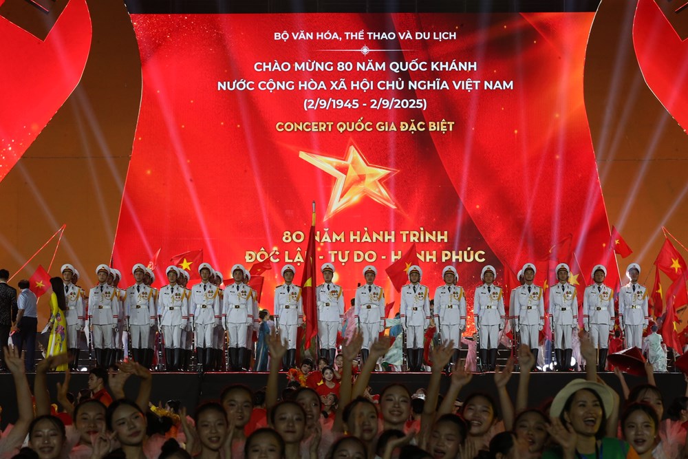 Cảm xúc dâng trào và tự hào - ảnh 17