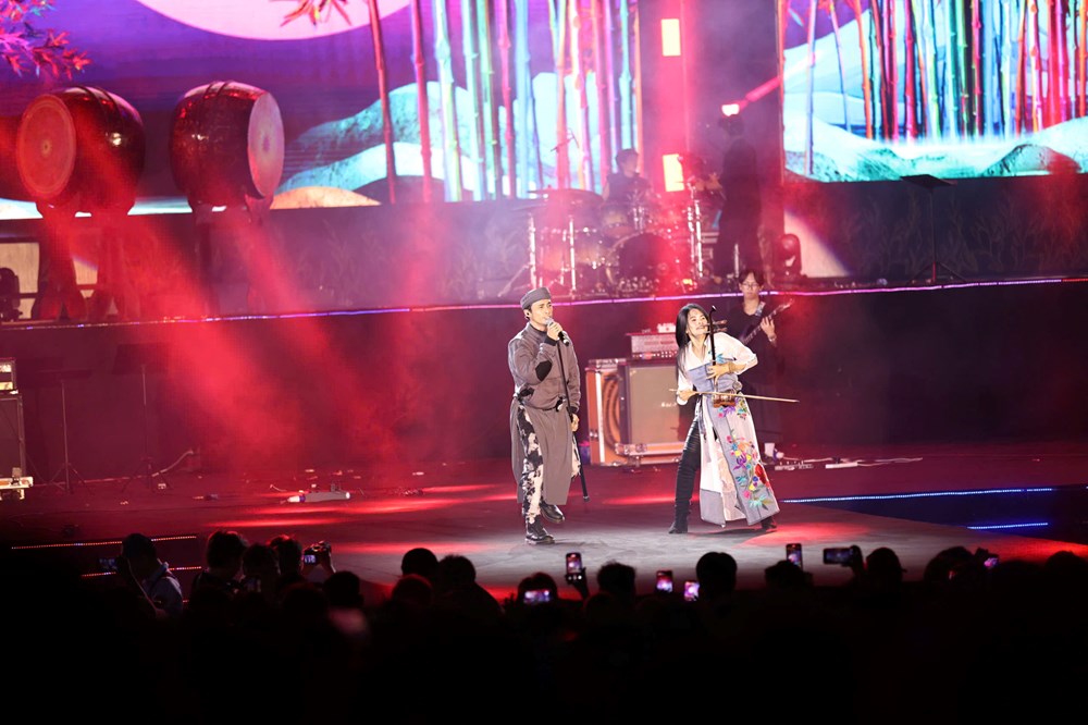 Hoàng thành Thăng Long bùng nổ với “Rock Concert – Trái tim Việt Nam” - ảnh 2