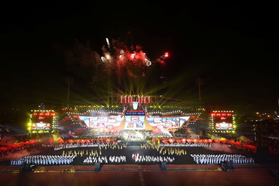 Concert quốc gia - nơi gắn kết gia đình trong niềm tự hào dân tộc - ảnh 3