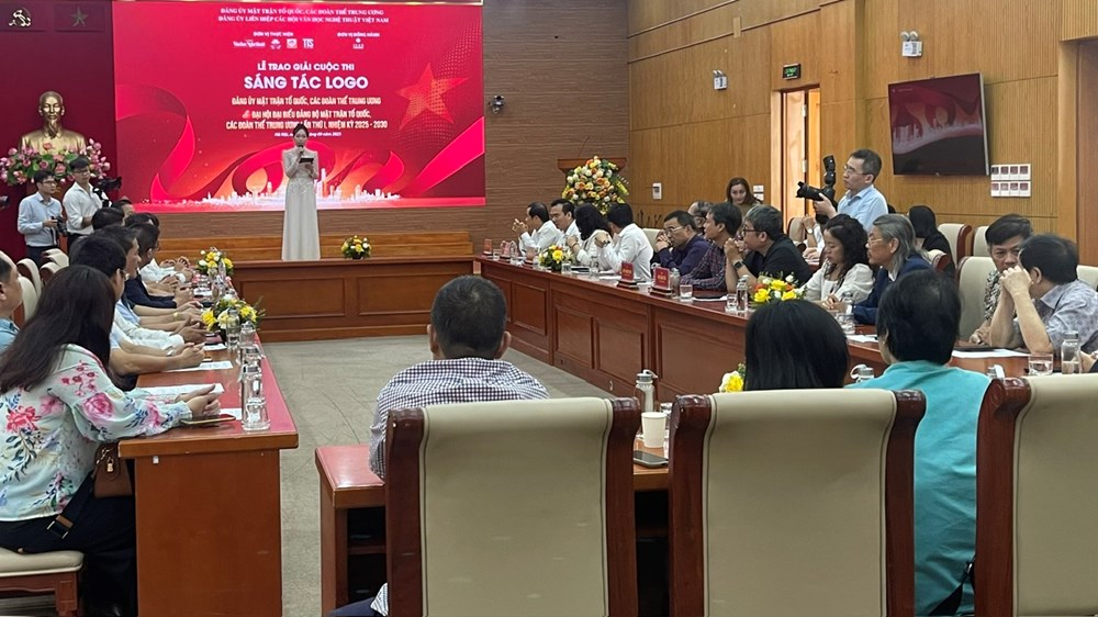Trao giải thưởng Cuộc thi sáng tác Logo Đại hội Đảng bộ MTTQ, các đoàn thể Trung ương  - ảnh 3