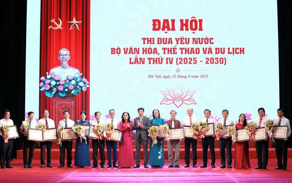 Lan tỏa tinh thần thi đua, bồi đắp khát vọng cống hiến trong ngành Văn hóa, Thể thao và Du lịch - ảnh 6