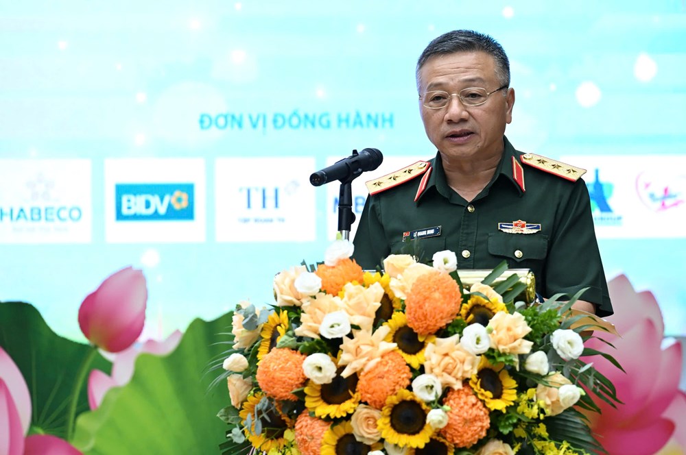 Lan tỏa hình ảnh Bộ đội Cụ Hồ trong thời kỳ mới qua Cuộc thi viết “Những tấm gương bình dị mà cao quý” - ảnh 1