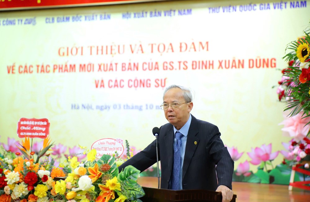 Tọa đàm và ra mắt các tác phẩm mới xuất bản của GS.TS Đinh Xuân Dũng và các cộng sự - ảnh 1