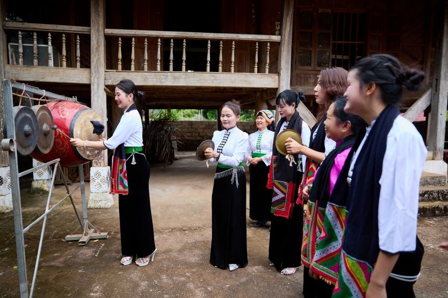 Thí sinh “Hoa hậu Du lịch Dân tộc Việt Nam 2025” trải nghiệm văn hóa Mộc Châu - ảnh 3