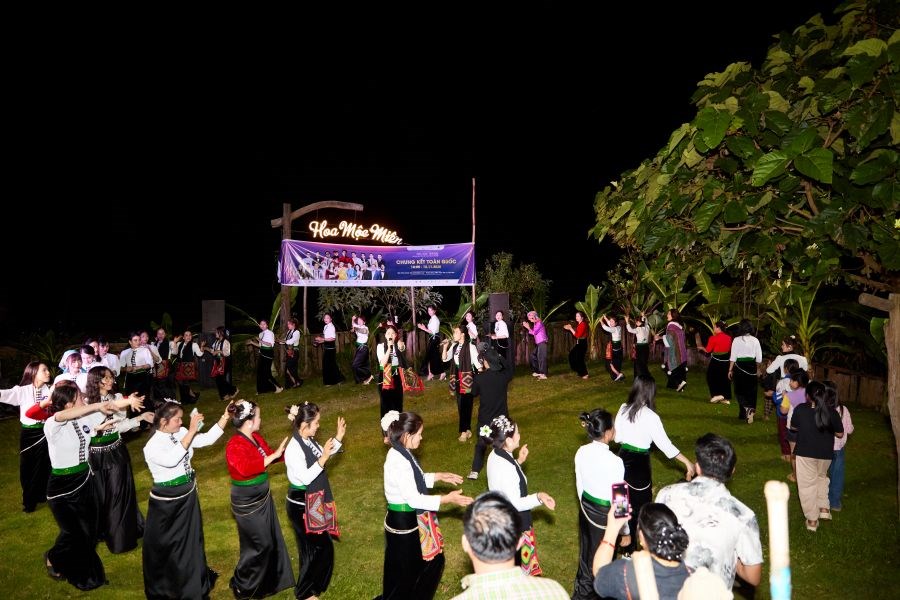 Thí sinh “Hoa hậu Du lịch Dân tộc Việt Nam 2025” trải nghiệm văn hóa Mộc Châu - ảnh 5