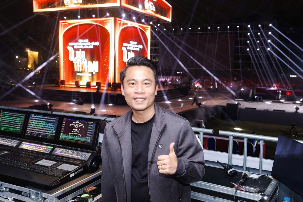 Tổng đạo diễn Phạm Hoàng Giang kể chuyện Thăng Long bằng ngôn ngữ của ánh sáng và âm nhạc - ảnh 4