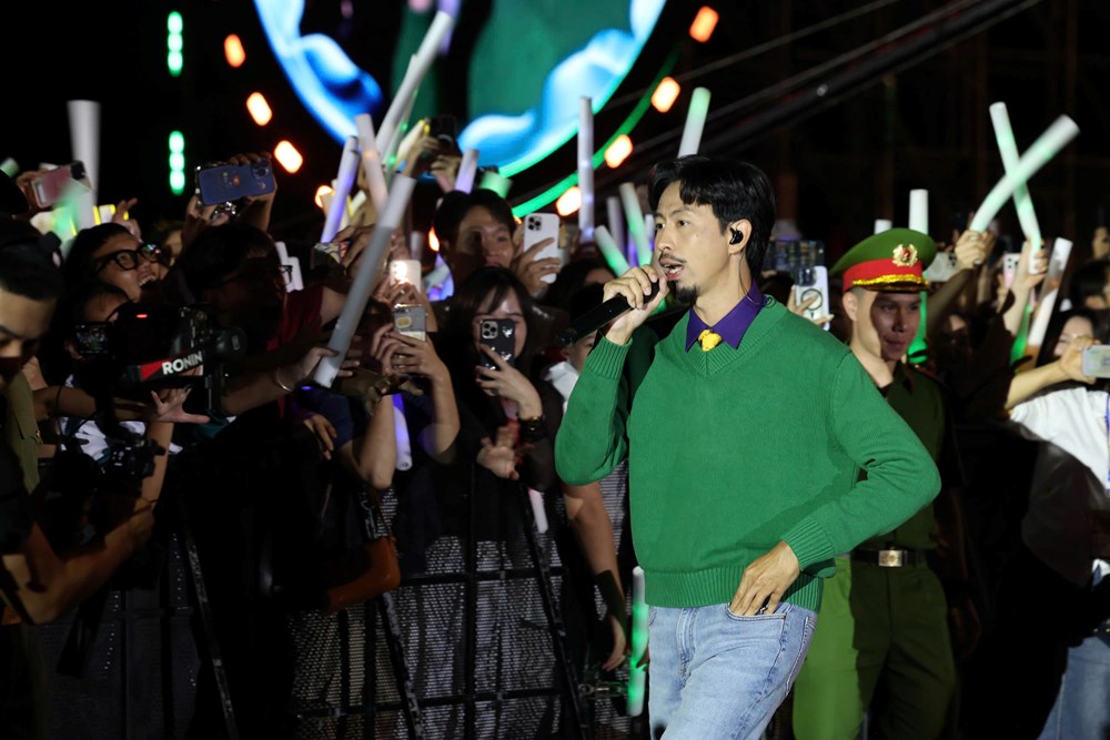 “Bữa tiệc” âm nhạc đầy màu sắc về Đất mỏ anh hùng - ảnh 6