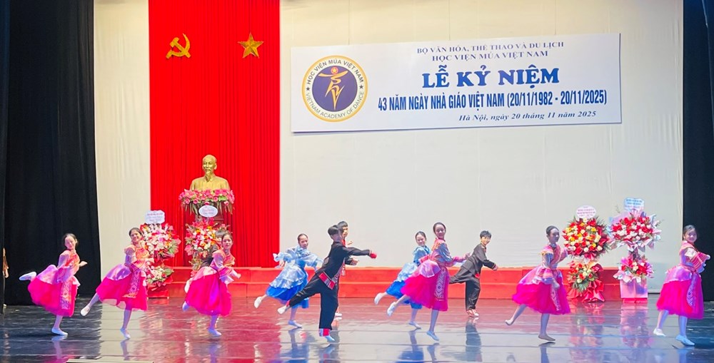 Tôn vinh các thầy cô “giữ lửa” nghệ thuật múa - ảnh 6