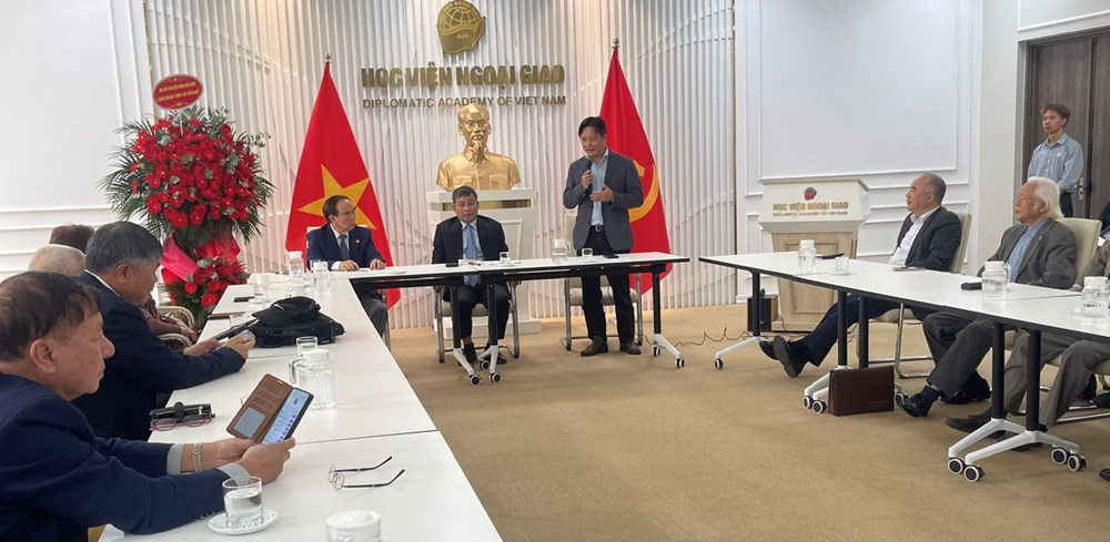 Những câu chuyện chưa kể của các Đại sứ Việt Nam thời hội nhập - ảnh 4