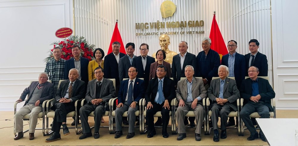 Những câu chuyện chưa kể của các Đại sứ Việt Nam thời hội nhập - ảnh 5