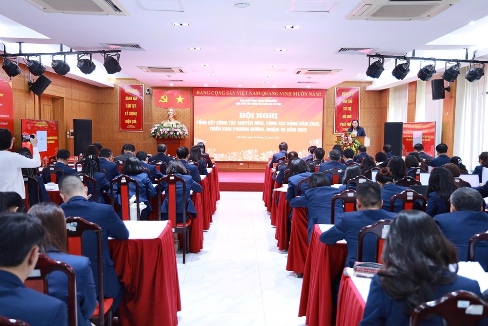 Mỗi trang sách là một “hàng rào tư tưởng”, mỗi công trình là một “pháo đài lý luận” - ảnh 5