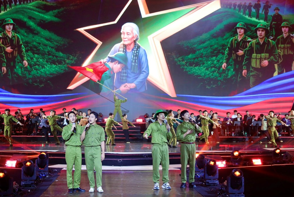 Từ lời hiệu triệu non sông đến khát vọng vươn mình của Việt Nam - ảnh 4