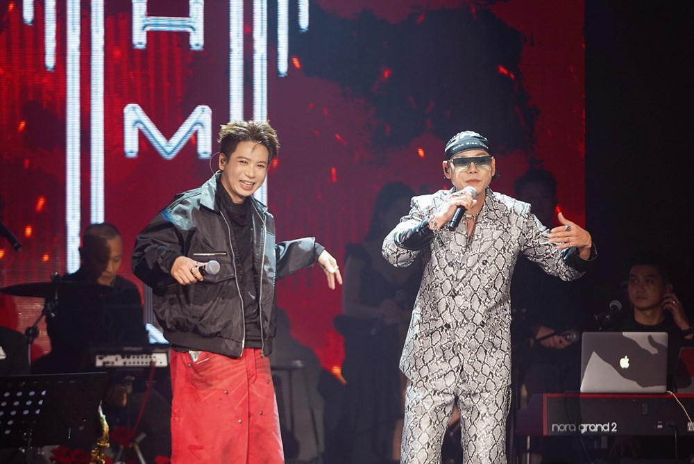 Tự Long thành công “xoay” Phan Đinh Tùng vào các tình huống hài hước - ảnh 5