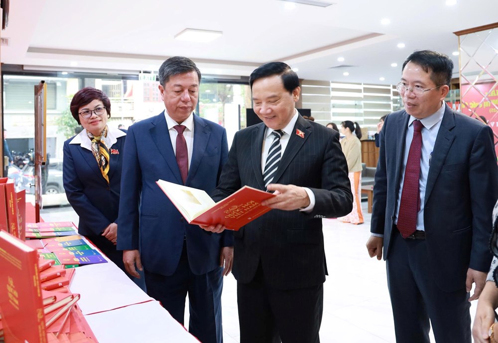 Ra mắt sách “80 năm Quốc hội Việt Nam - Những dấu ấn lịch sử” - ảnh 4