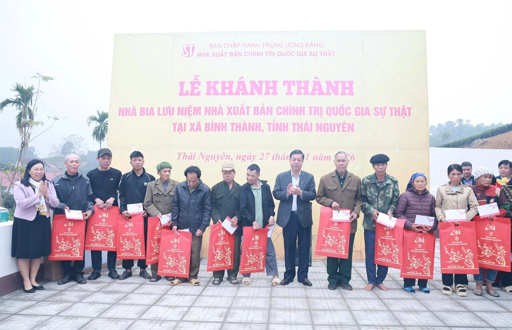 Khánh thành Nhà bia lưu niệm Nhà xuất bản Chính trị quốc gia Sự thật tại xã Bình Thành, tỉnh Thái Nguyên - ảnh 3