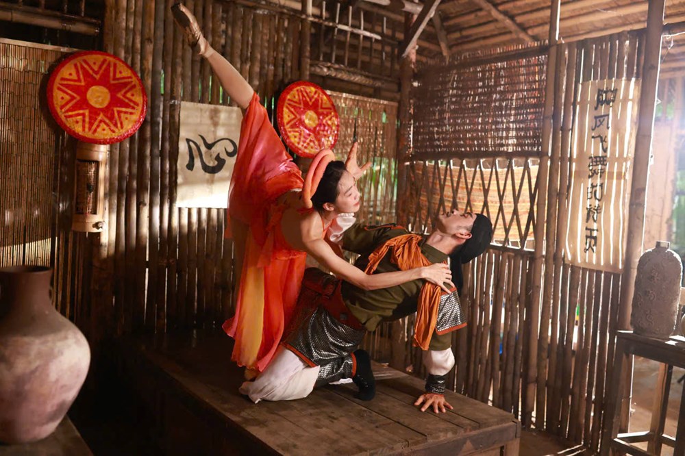 “Huyền Sử Việt”: Hành trình điện ảnh đặc biệt tôn vinh nghệ thuật múa Việt Nam - ảnh 2