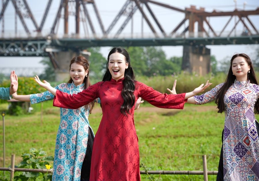 Giải Nhất “Tiếng hát Hà Nội 2025” Nguyễn Thụy Hải Anh và “cuộc chơi lớn” ở tuổi 17 - ảnh 2