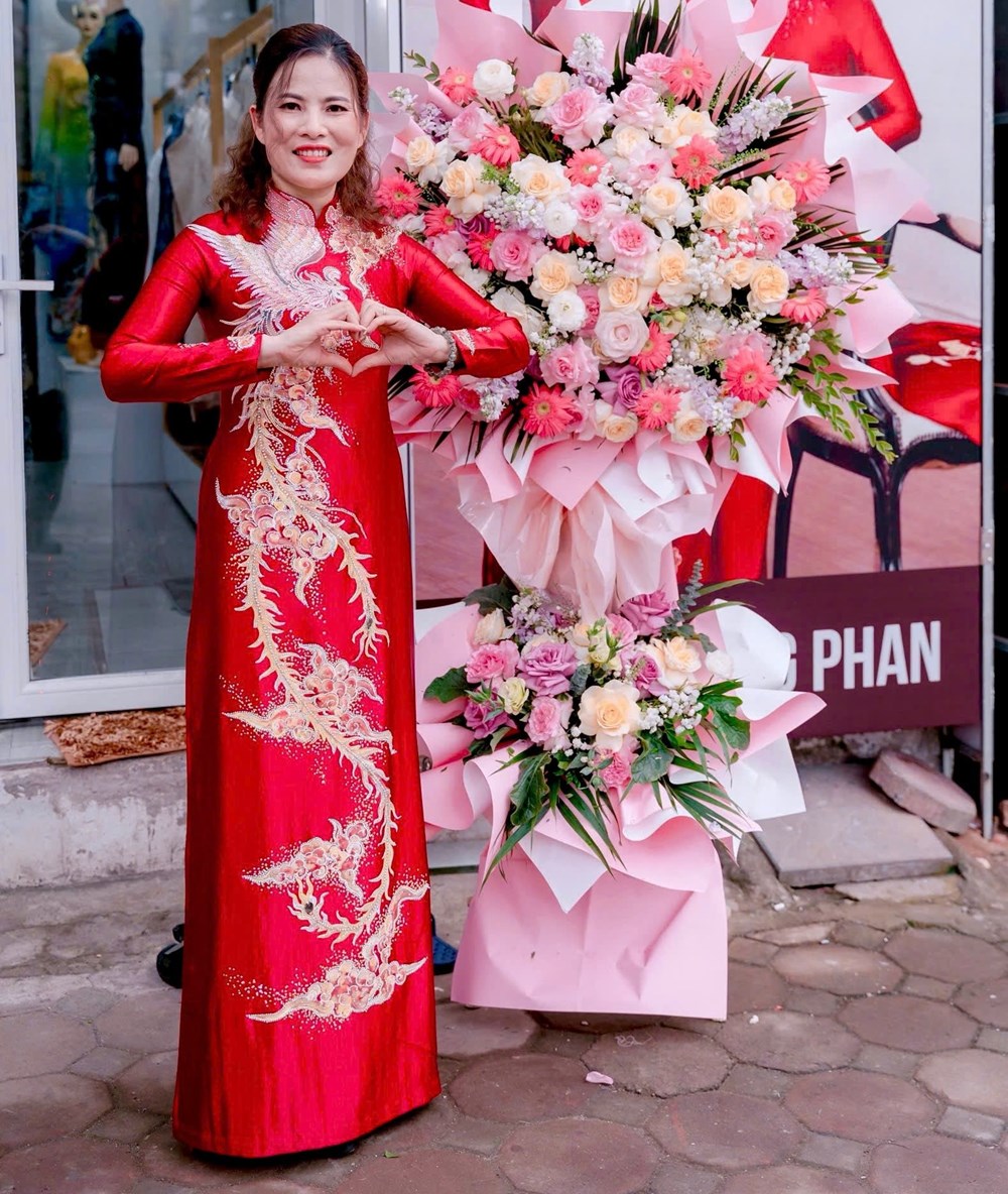 Di sản chùa Đậu trở thành cảm hứng cho bộ sưu tập áo dài của NTK Lanise - ảnh 2