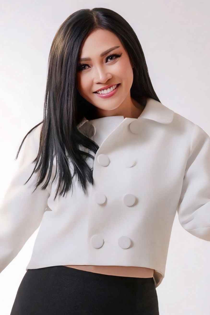 Dàn sao V-Pop nhiều thế hệ hội tụ trong concert “Vé về thanh xuân” tại Hà Nội - ảnh 6