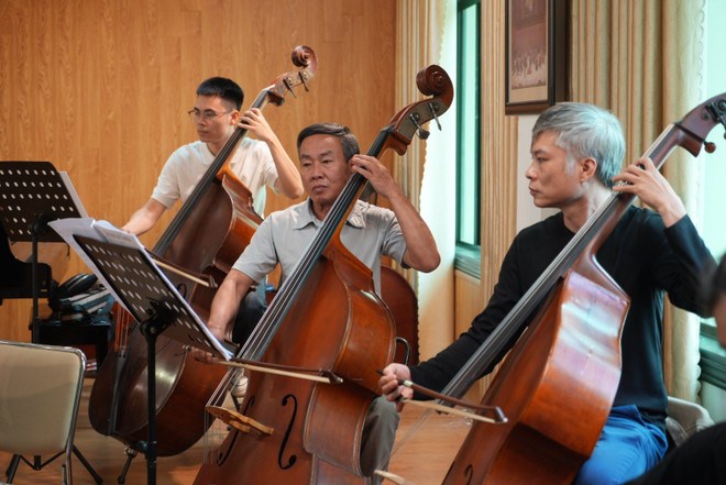 Âm sắc đàn Dây khởi đầu chuỗi hoạt động kỷ niệm 70 năm Học viện Âm nhạc quốc gia Việt Nam - ảnh 1