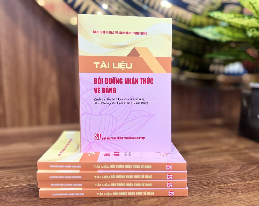 Nâng cao nhận thức về Đảng trong kỷ nguyên phát triển của dân tộc - ảnh 2