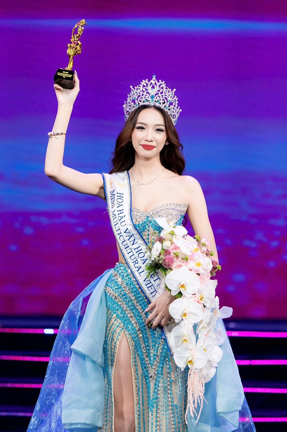 Câu trả lời về gìn giữ văn hóa giúp Nguyễn Trần Hà Linh đăng quang “Hoa hậu Văn hóa Việt Nam 2026” - ảnh 1