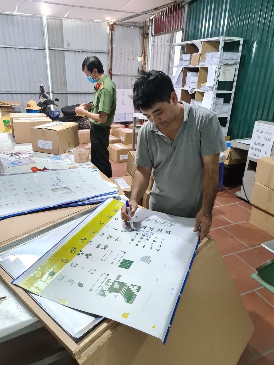 Thiết lập cơ chế liên ngành thống nhất, quyết liệt đẩy lùi in lậu - ảnh 2