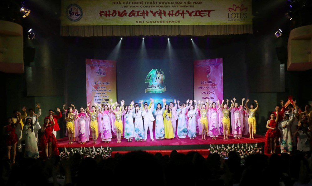 Sáng tạo dựa trên bản sắc, phát triển công nghiệp văn hóa - ảnh 12