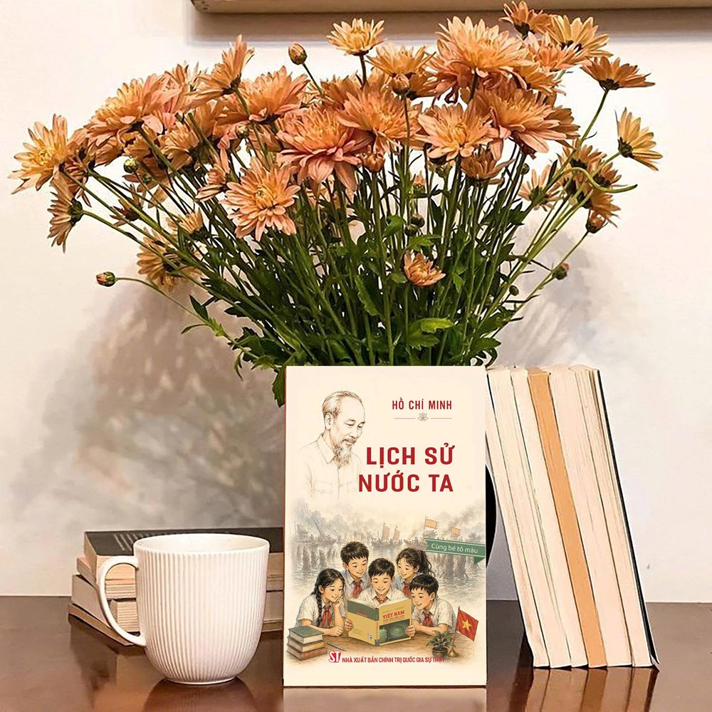 Khi lịch sử dân tộc được kể bằng thơ và sắc màu - ảnh 1