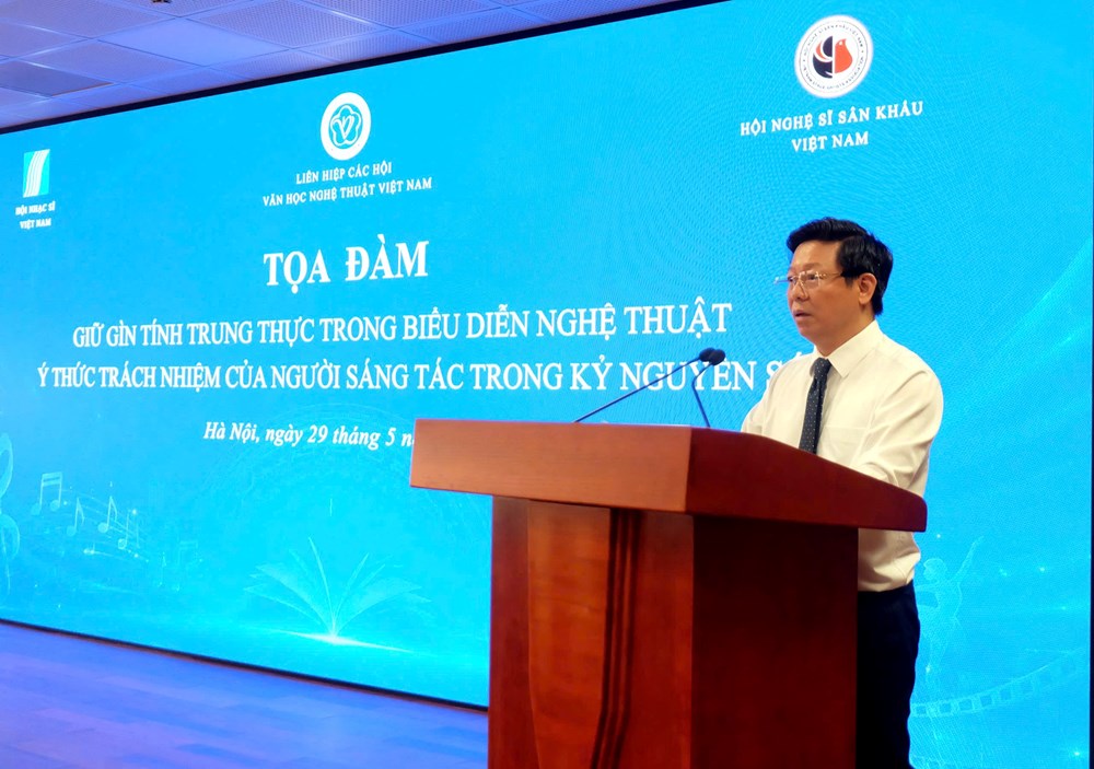 Chấn chỉnh nạn hát nhép, sáng tác dễ dãi trong đời sống nghệ thuật - ảnh 1