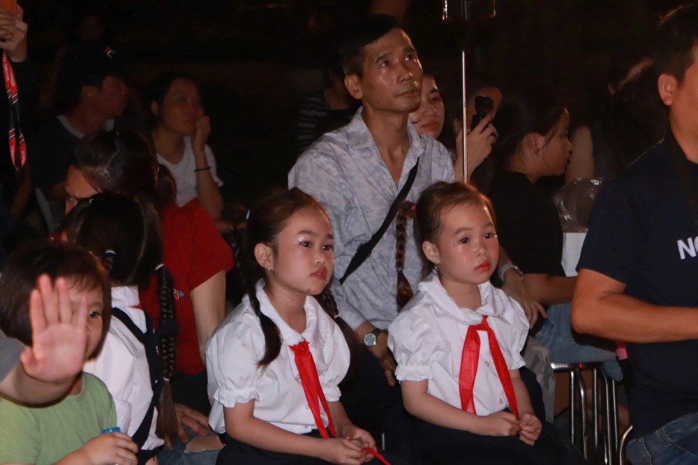 Giai điệu tuổi thơ bên hồ Hoàn Kiếm - ảnh 5