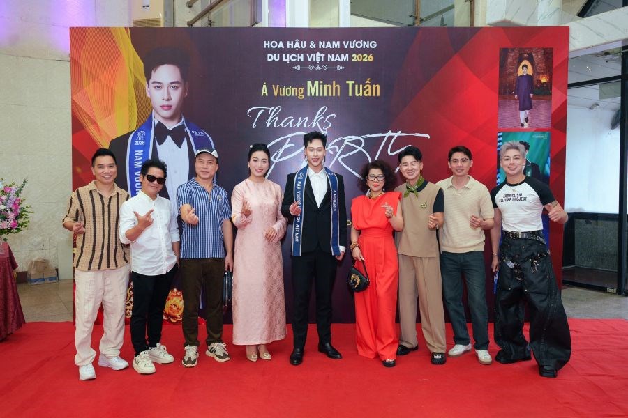 Á vương Minh Tuấn chính thức lấn sân ca hát sau đăng quang - ảnh 6