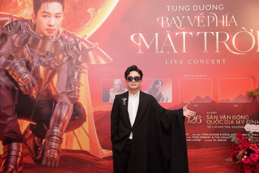 Tùng Dương “liều mình”… “Bay về phía mặt trời” - ảnh 1