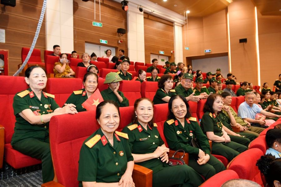 “Đất nước thiên hùng ca“: Đưa 4.000 năm lịch sử Việt vào một đại sử thi sân khấu - ảnh 10