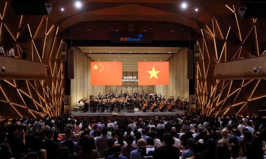 “Hòa âm Trung – Việt“: Giai điệu của tình hữu nghị  - ảnh 1